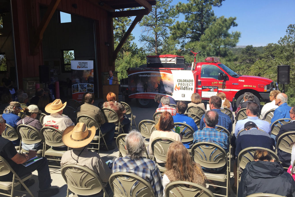 Image of Past President Alan Lovitt presenting at a Colorado Project Wildfire event